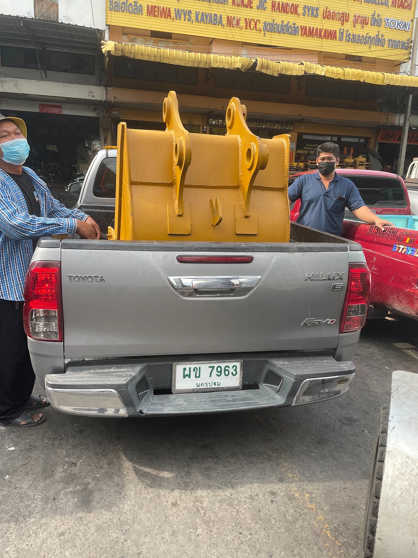 บุ้งกี๋ PC200 บุ้งกี๋ มือสอง รูปที่ 4