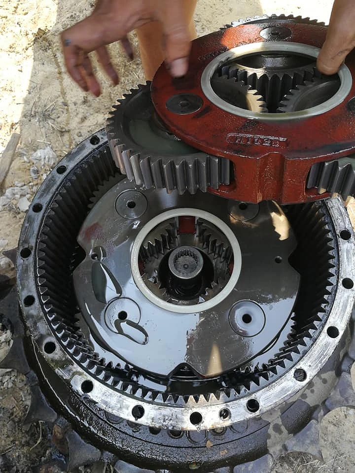 ตัวเดิน (Travel Motor) VOLVO EC210B PRIME ตัวเดิน (Travel Motor) มือสอง รูปที่ 2